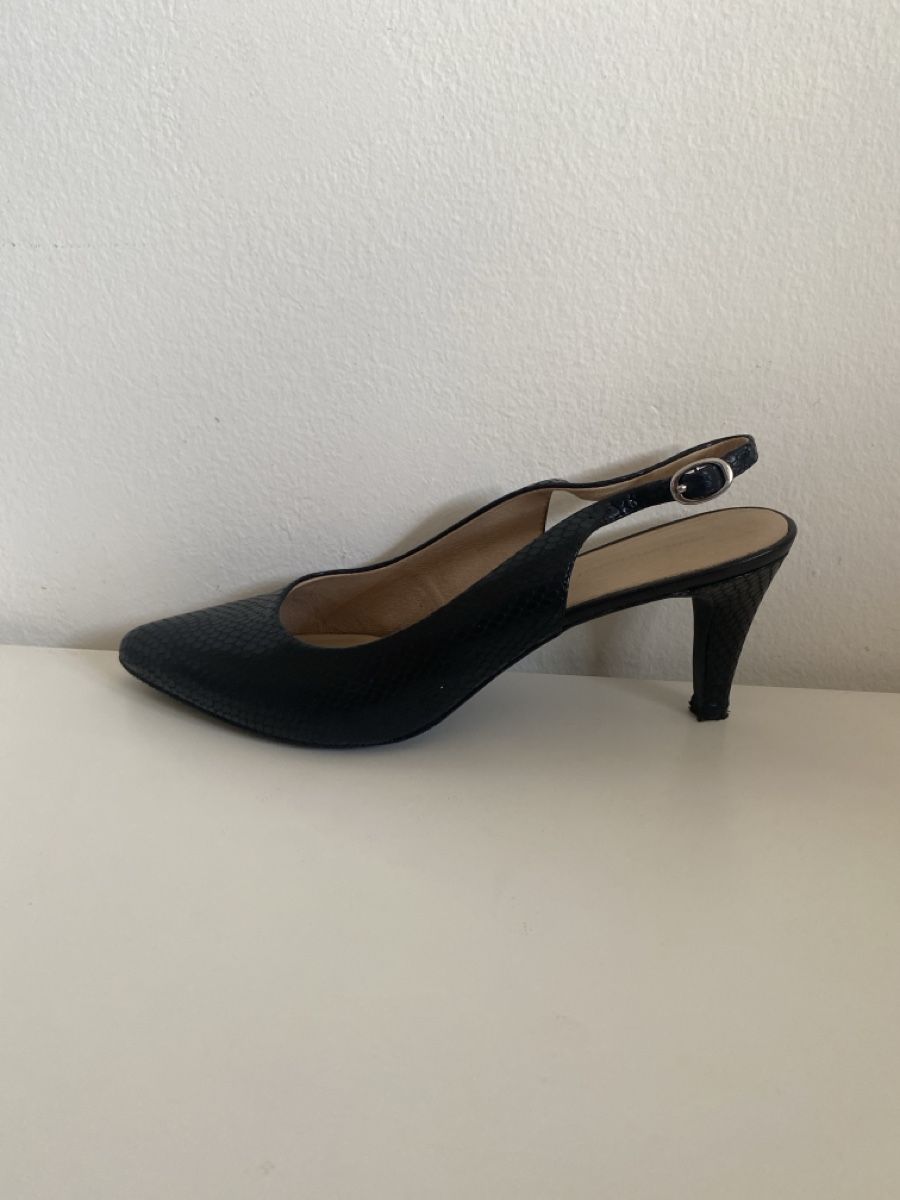 Scarpe da donna: Eleganti décolleté nere, numero 42 – Nuovo (secondo la descrizione) da Vacallo venduto da lac_2z26