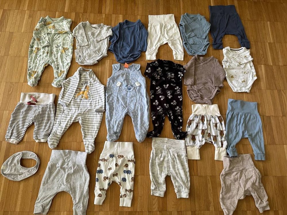 Ensembles coordonnés: Grosses Kleiderpaket Baby Grösse Junge 50/56 – D'occasion à Basel par kru_v8nz 1