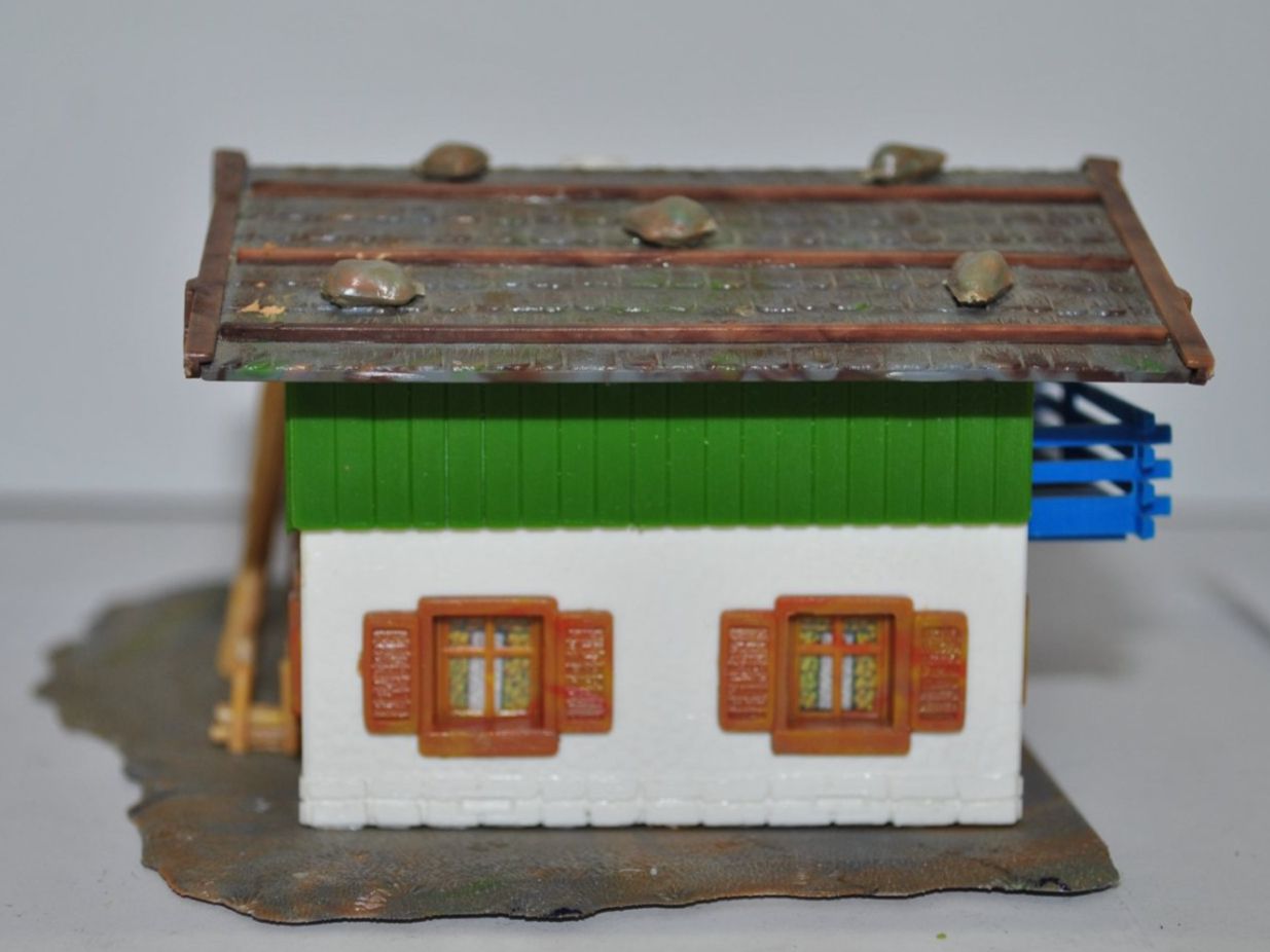 Faller Modelleisenbahnen: Faller Wohnhaus (FSZ040) – Gebraucht aus Aarwangen von Bahnsupport 3