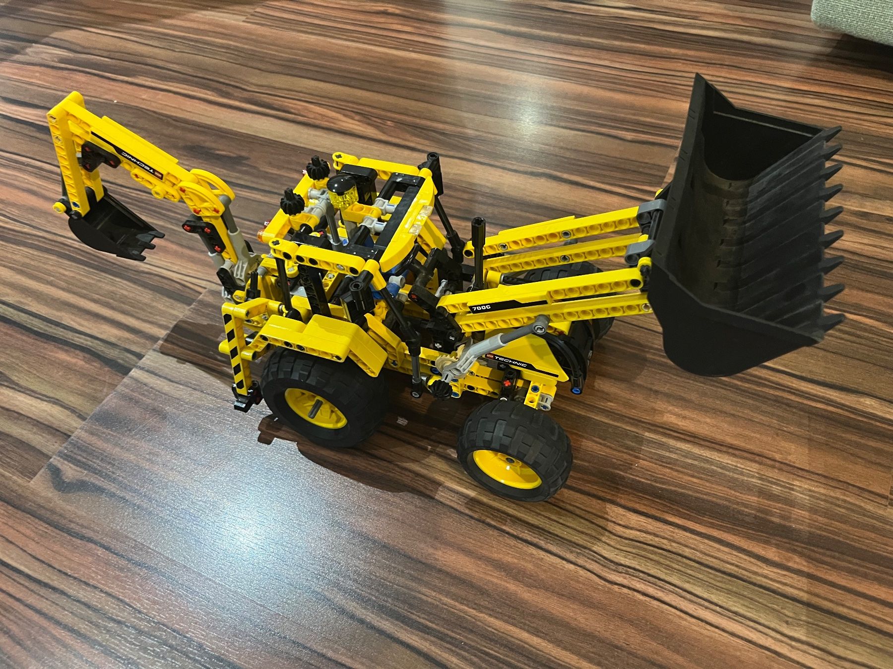 Lego Kit di costruzioni: pelleteuse lego technic 8069 – Usato da Pampigny venduto da Stralis 1