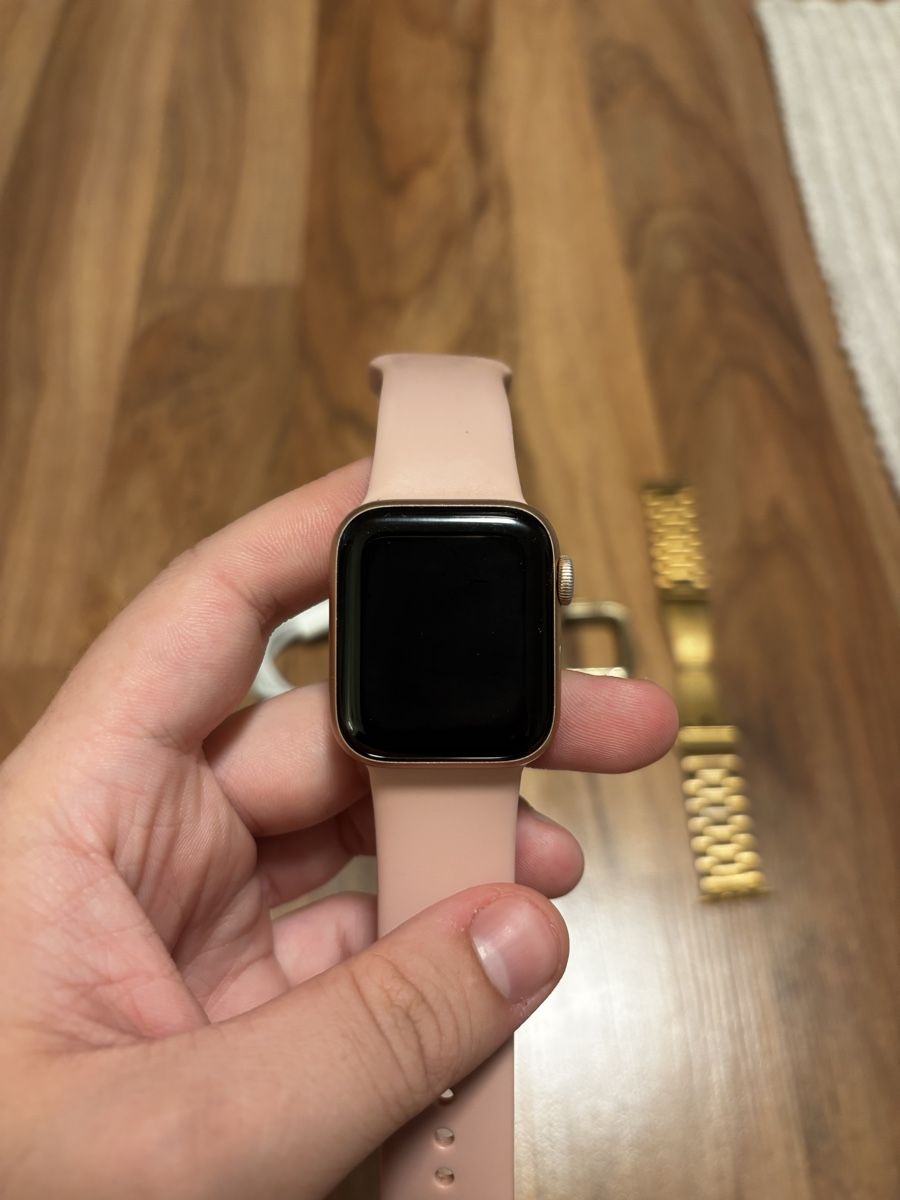 Apple Smartwatch: Apple Watch Series 5 | Rose Gold | 40mm – Gebraucht aus St. Gallen von NPC_mit_Twint 3