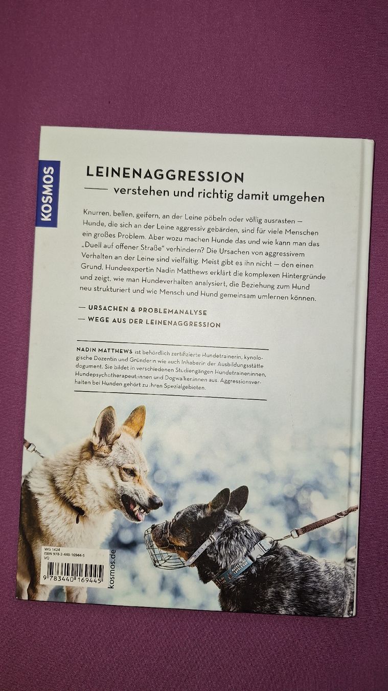 Libri: Duell auf offener Straße,  Hundebuch – Nuovo (secondo la descrizione) da Uttigen venduto da lunalisa01 2