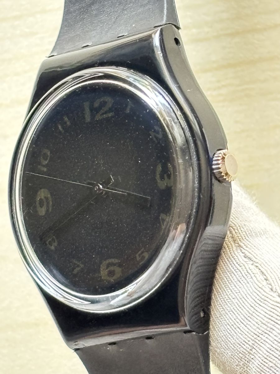 Swatch Orologi: Swatch Uhr schwarz mit Zifferblatt  – Usato da Grenchen venduto da chththl 4