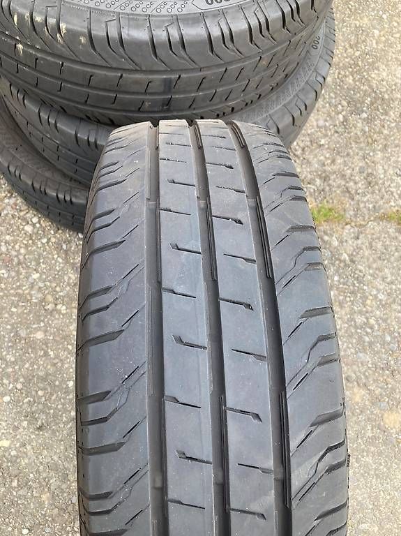 Pneus & Roues: Continental 205/65R16 – D'occasion à Ricken SG par Zelg02