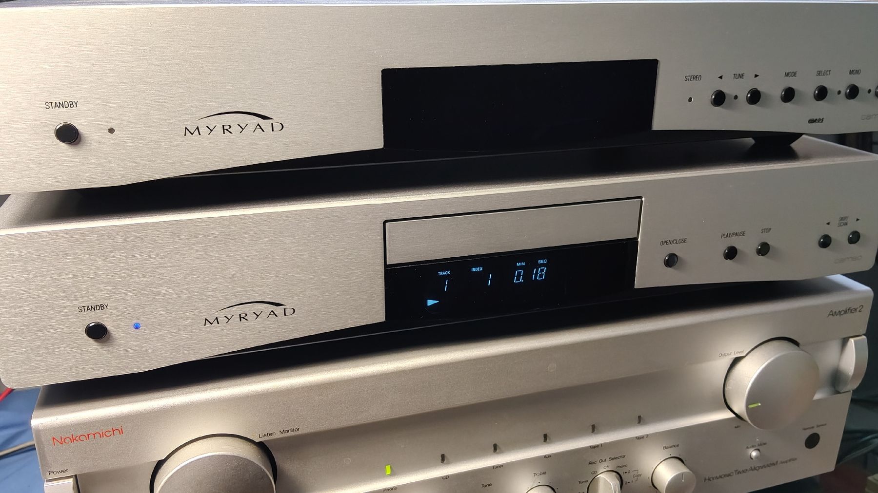 Amplificatori: Lettore CD e tuner MYRYAD CAMEO High end Audiophile – Usato da Chiasso venduto da Valerio_Audio
