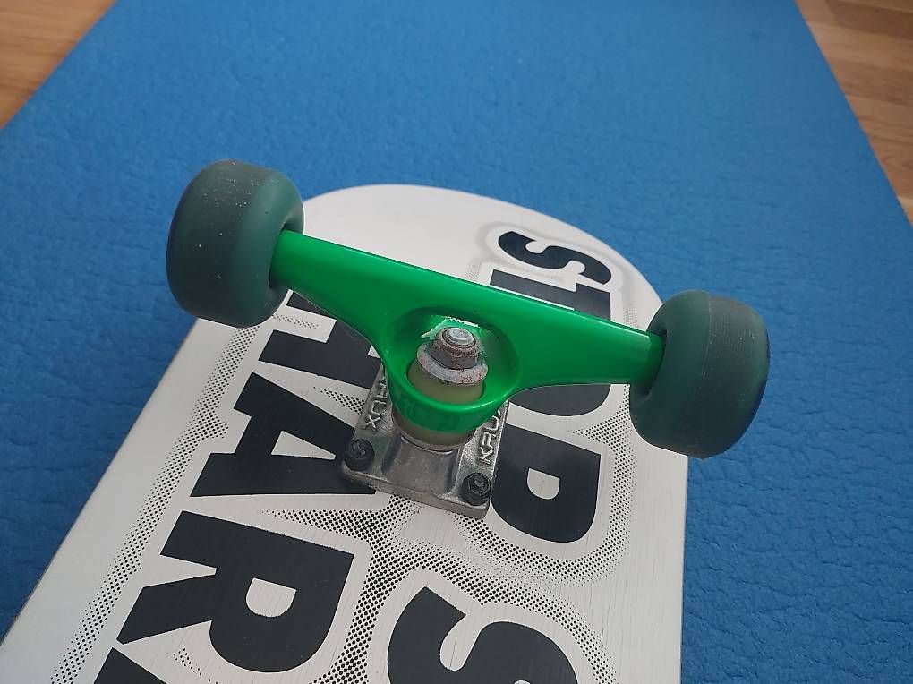 Skateboards: Skateboard - quasi NEU  – Usato da Kilchberg ZH venduto da pet_265v 2