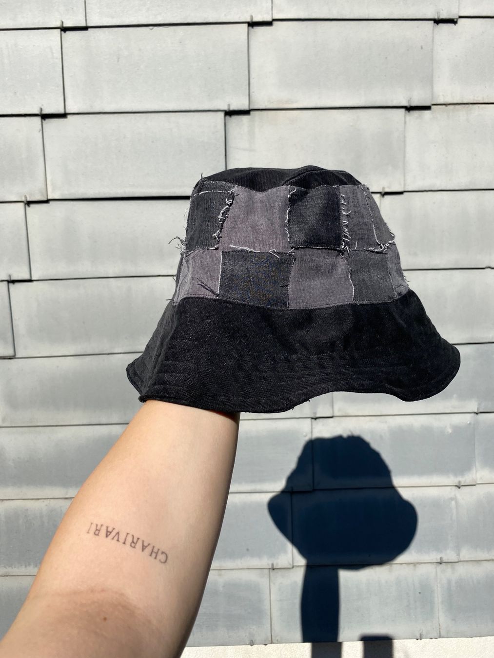 Copricapi, berretti & cappellini: Buckethat, Schachmuster, jeanstoff, Grautöne , Sommerhut – Nuovo e nell'imballaggio originale da lommis venduto da inf_thv8