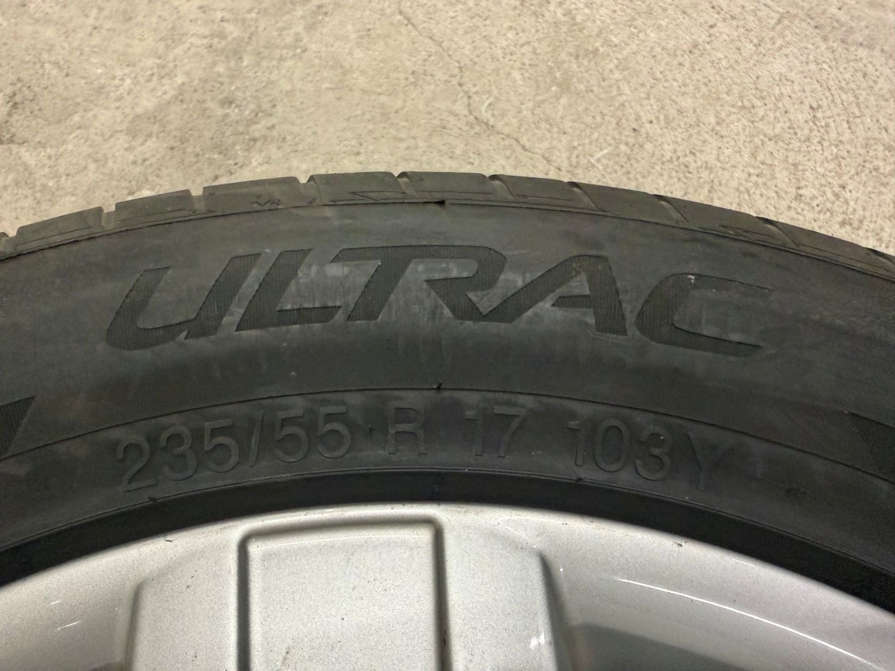 Volkswagen Pneumatici & Ruote complete: Sommerrad 17" / VW-Original / 7HO601025H – Usato da Schönried venduto da Bahnhofgarage-Haldi 5