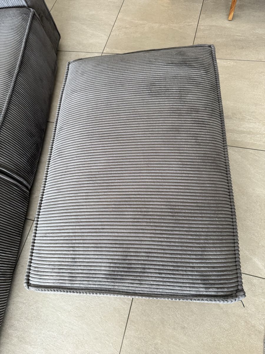 Divani: Sofa Bett Funktion mit Hocker Bobochic grau Cord – Usato da Aarwangen venduto da Sandro_66 5