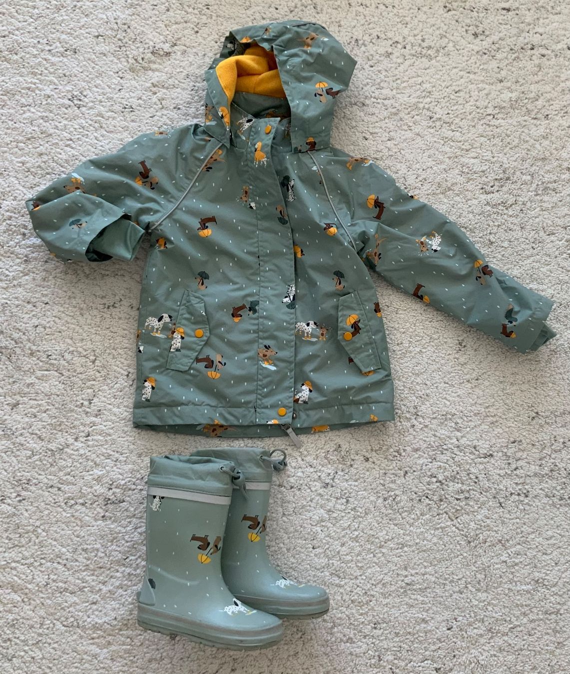 Petit Bateau Kleiderpakete & -sets: Mädchen Kleiderpaket Gr. 110/116 – Gebraucht aus Wettingen von num_yl7f 1