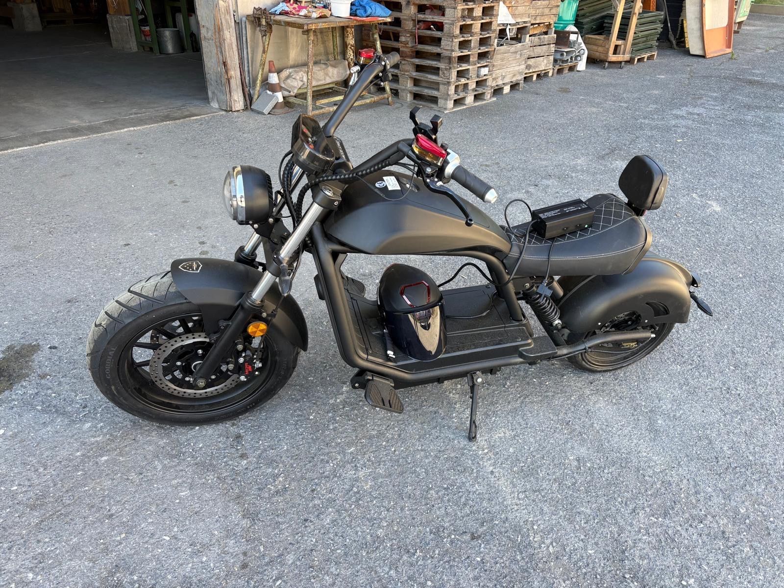 Next Electric Motors Scooter: E-Scooter Schwarz Matt – Nuovo (secondo la descrizione) da Visp venduto da mbb_xs75