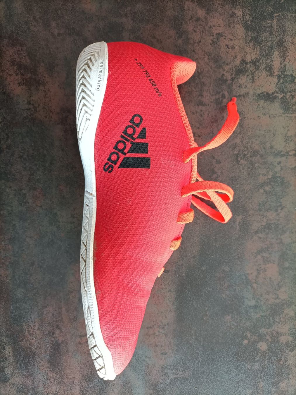 Adidas Chaussures garçon: Turnschuhe – D'occasion à Staldenried par Staldenried 2