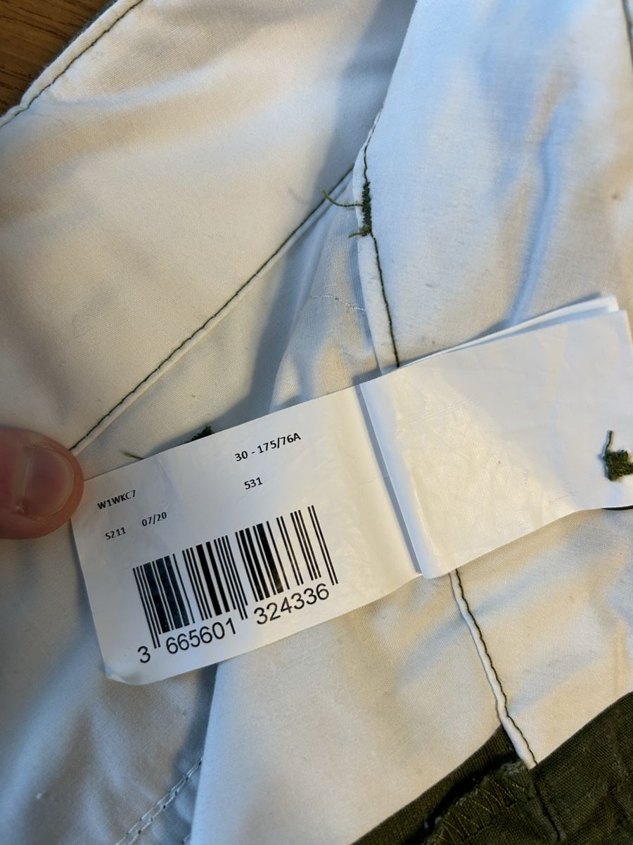 Element Pantaloni: Element cargo shorts 30 green – Usato da Cavigliano venduto da Galgio 8