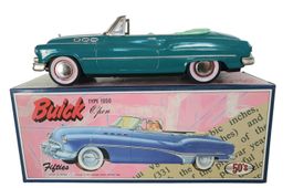 Blechspielzeug BUICK CABRIO mit Friktionsantrieb OVP