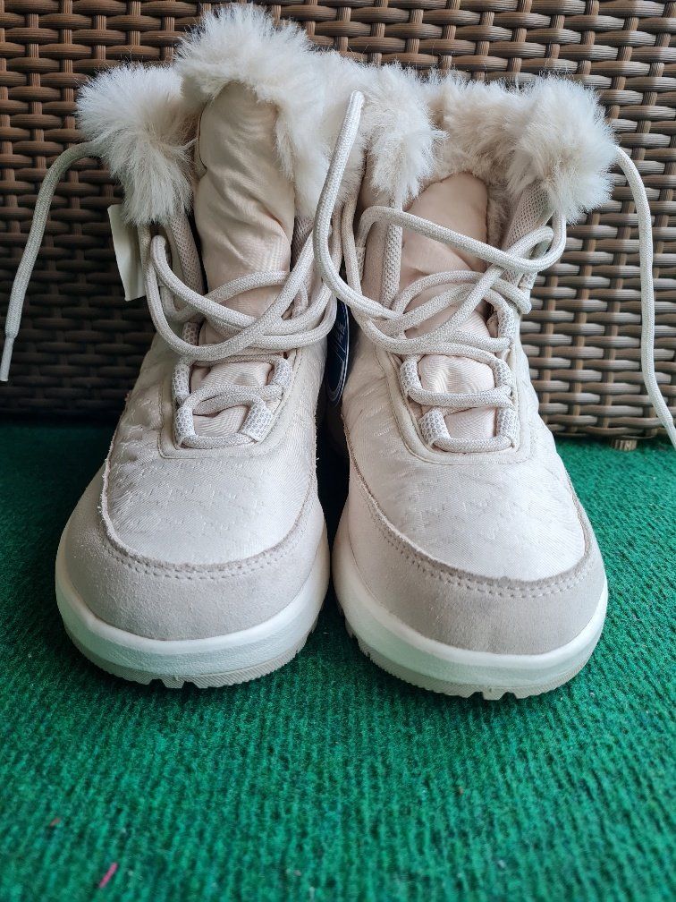 Columbia Scarpe per ragazze: Winterschuhe Columbia Gr. 36 – Nuovo e nell'imballaggio originale da Luzern venduto da katrinmat 1