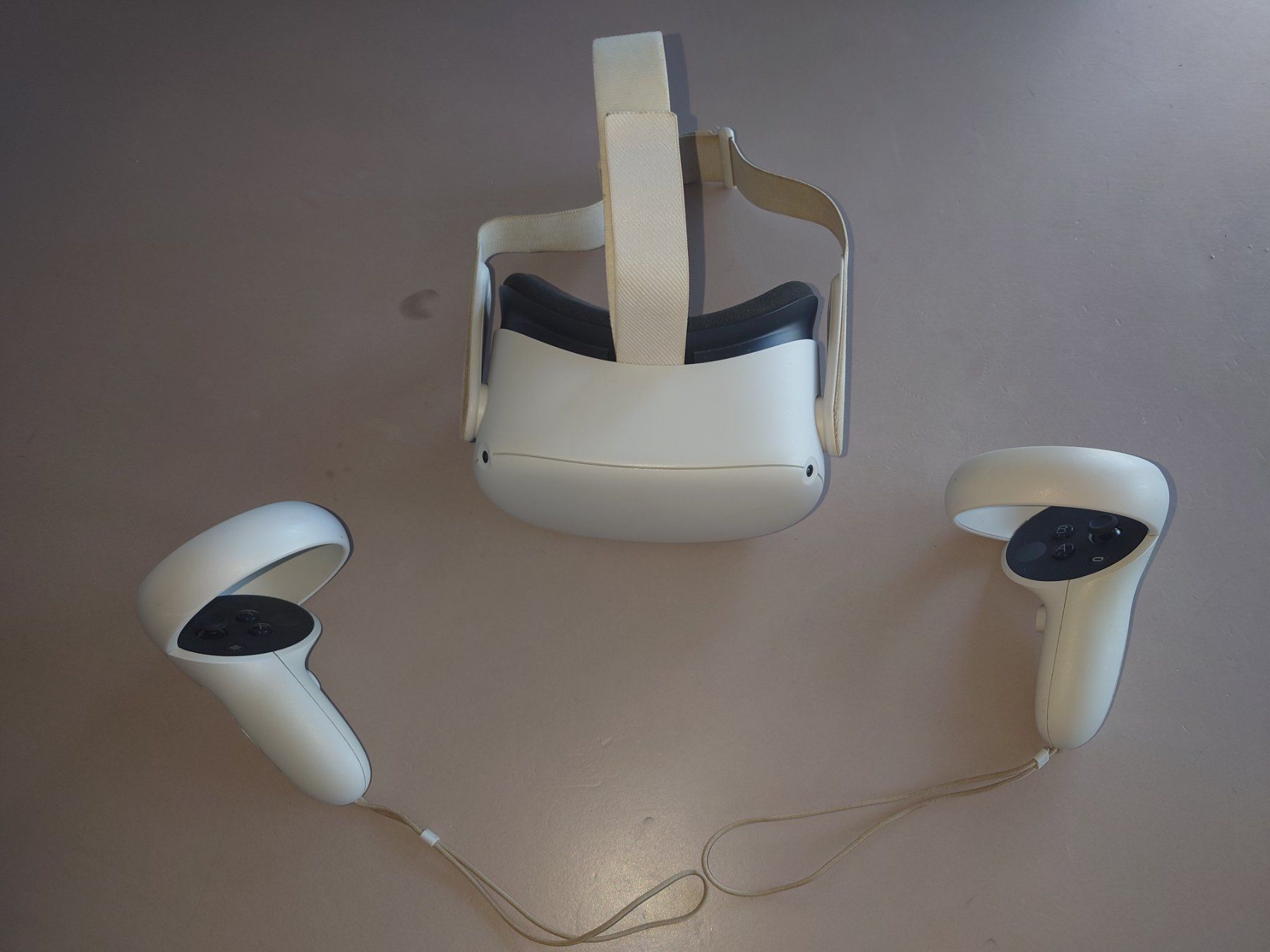 Casco VR: VR-Brille / Virtual-Reality-Headset – Usato da Zürich venduto da MiHa_XXXX 1
