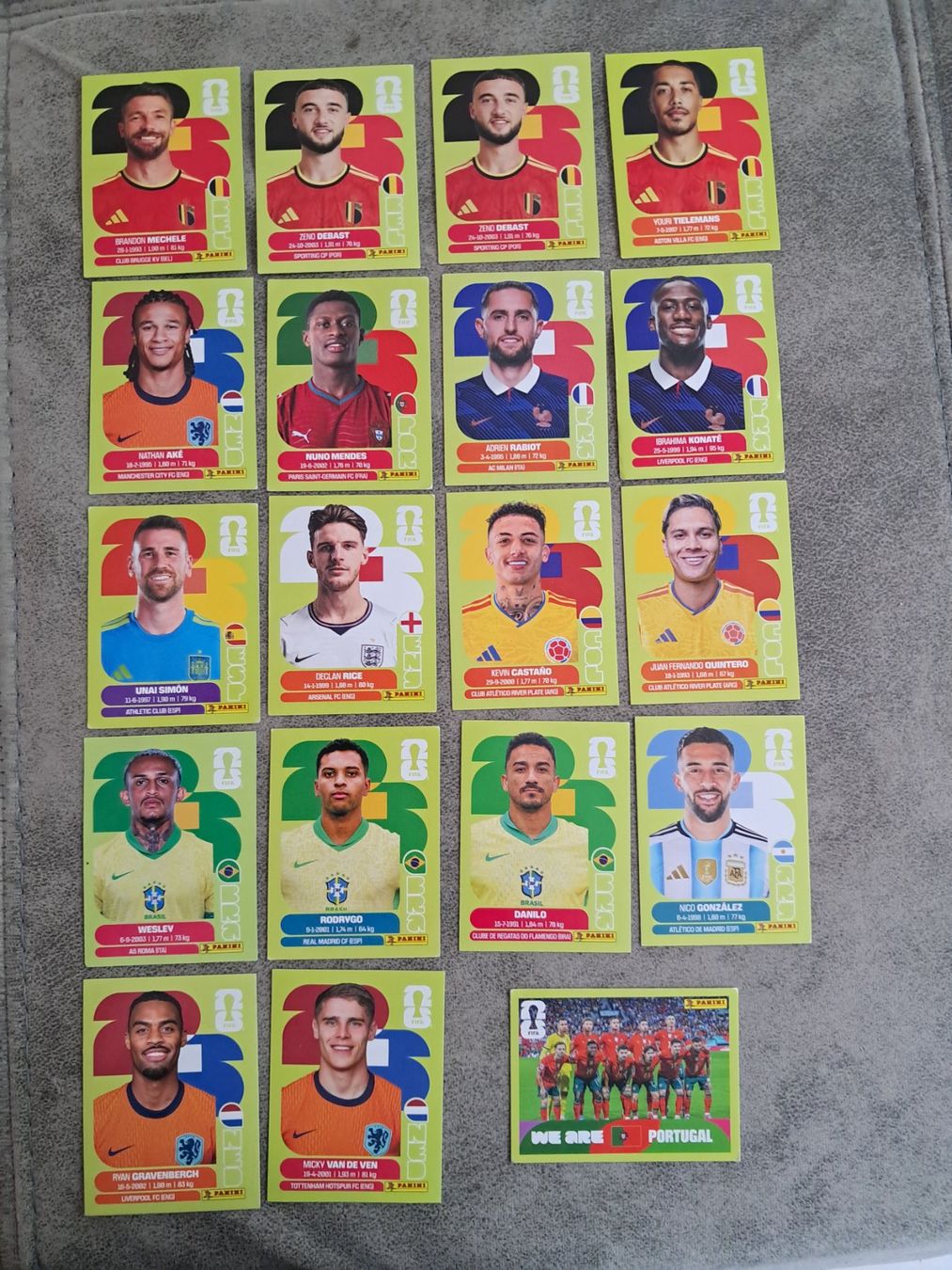 Panini Carte collezionabili: 19 x Paninisticker 2026 – Nuovo (secondo la descrizione) da Weinfelden venduto da Da-ryn01