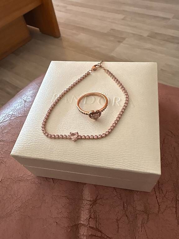 Pandora Autres bijoux: Bague plus bracelet pandora – D'occasion à Sierre par reu_fg75