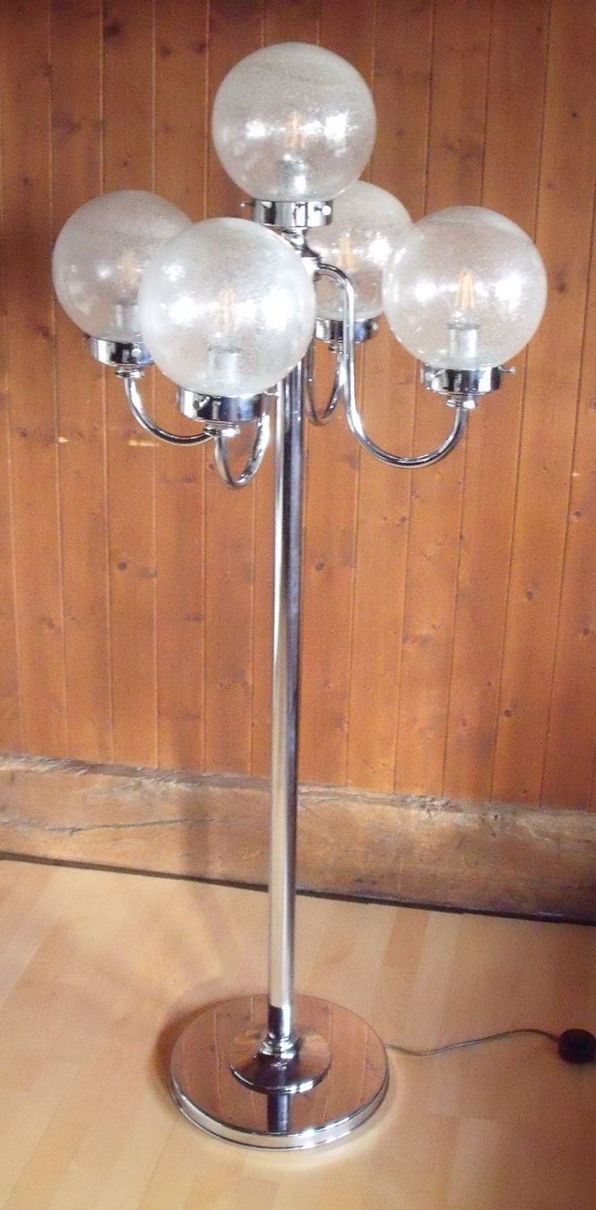 Lampade: SPACE AGE STEHLAMPE CHROM GLAS – Usato da Neuenegg venduto da Holzli2