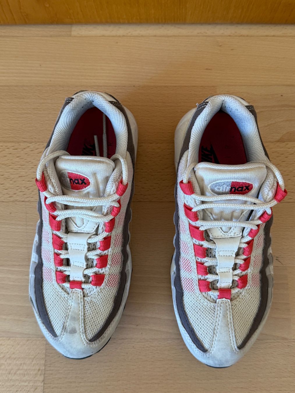 Nike Scarpe da donna: Nike Air Max 95, Grösse 36.5 – Usato da basel venduto da twicebutnice0 3