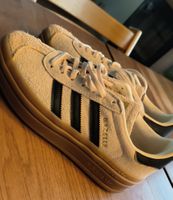 Adidas Gazelle Sneaker beige schwarz neuwertig, 2x getragen.
