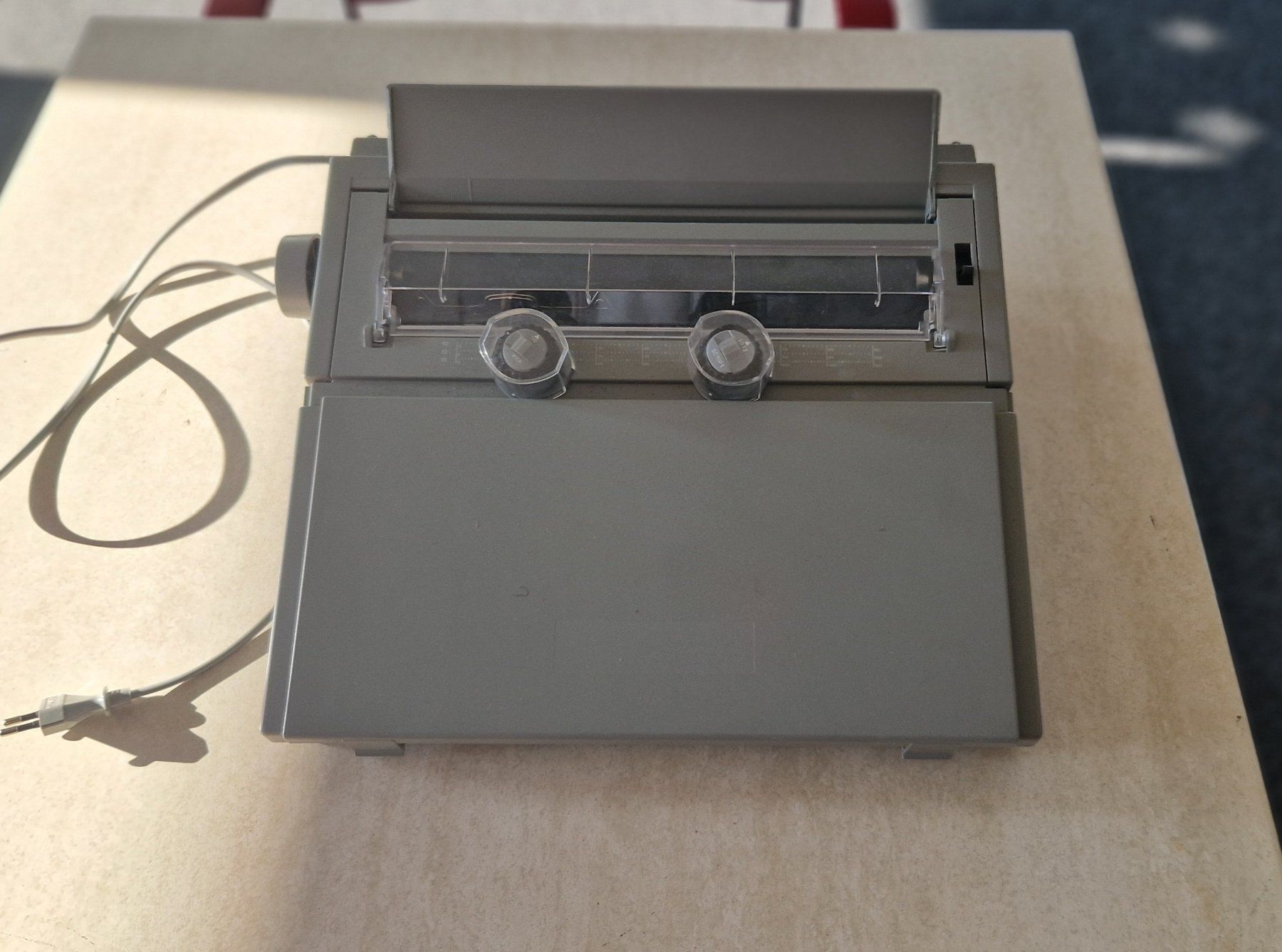Macchine da scrivere: Schreibmaschine M-OFFICE DW 130 – Usato da Regensdorf venduto da Beeker 1