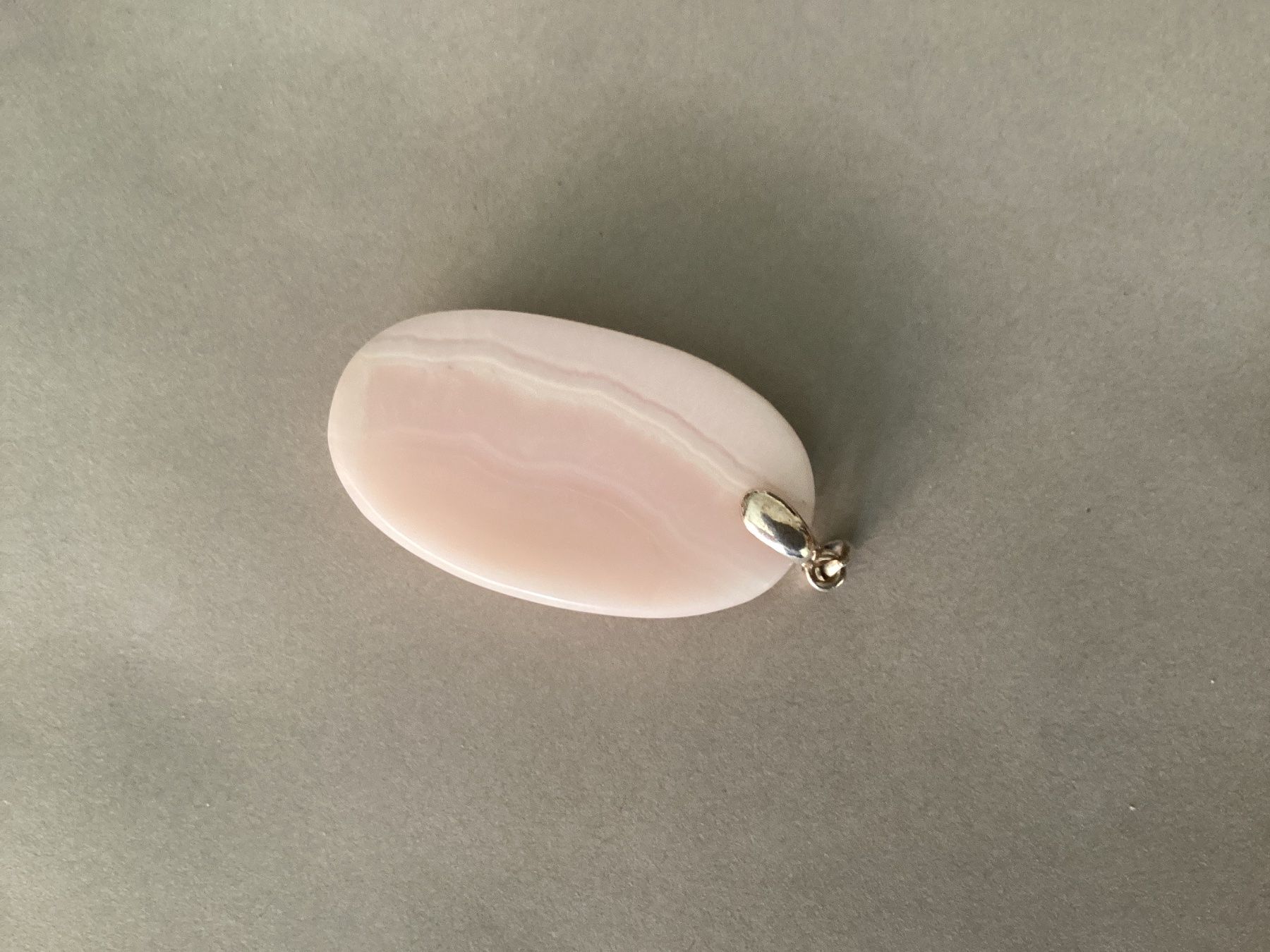 Ciondoli: Pendentif en manganocalcite – Usato da Pully venduto da claddagh 1
