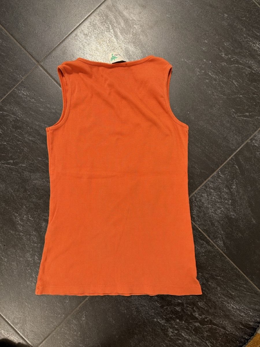 Top: Top orange M – Nuovo (secondo la descrizione) da Däniken SO venduto da NBdesign 1