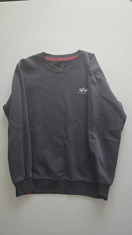 Pulls & Sweat-shirts: Vier Alpha Industries Pullover – D'occasion à Ibach par Ened 1