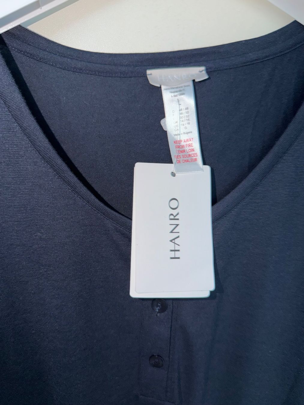 Beldona T-shirt: Shirt HANRO L neu – Nuovo (secondo la descrizione) da Dornach venduto da samuti 1