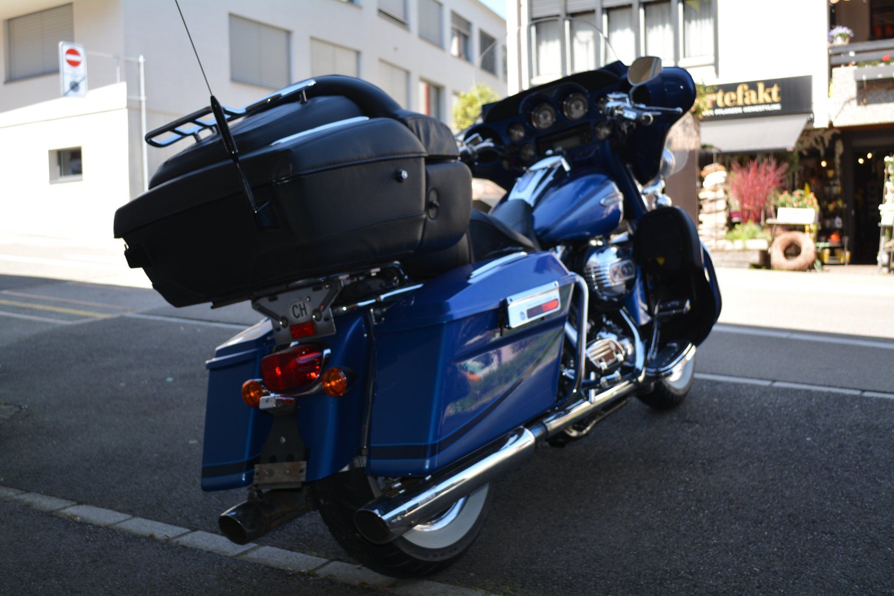 Harley-Davidson Chopper: Harley Davidson FLHTCSUE 2 – Usato da Wollerau venduto da chevy27 2
