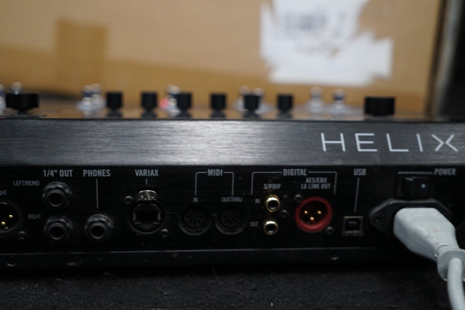Line 6 Strumenti musicali: Line6 Helix Guitar Processor Multieffektgerät für E-Gitarre – Usato da Ortschwaben venduto da Musictrade 7