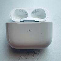 Original Apple Ladecase MagSafe A2566 für AirPods 3 Gen.