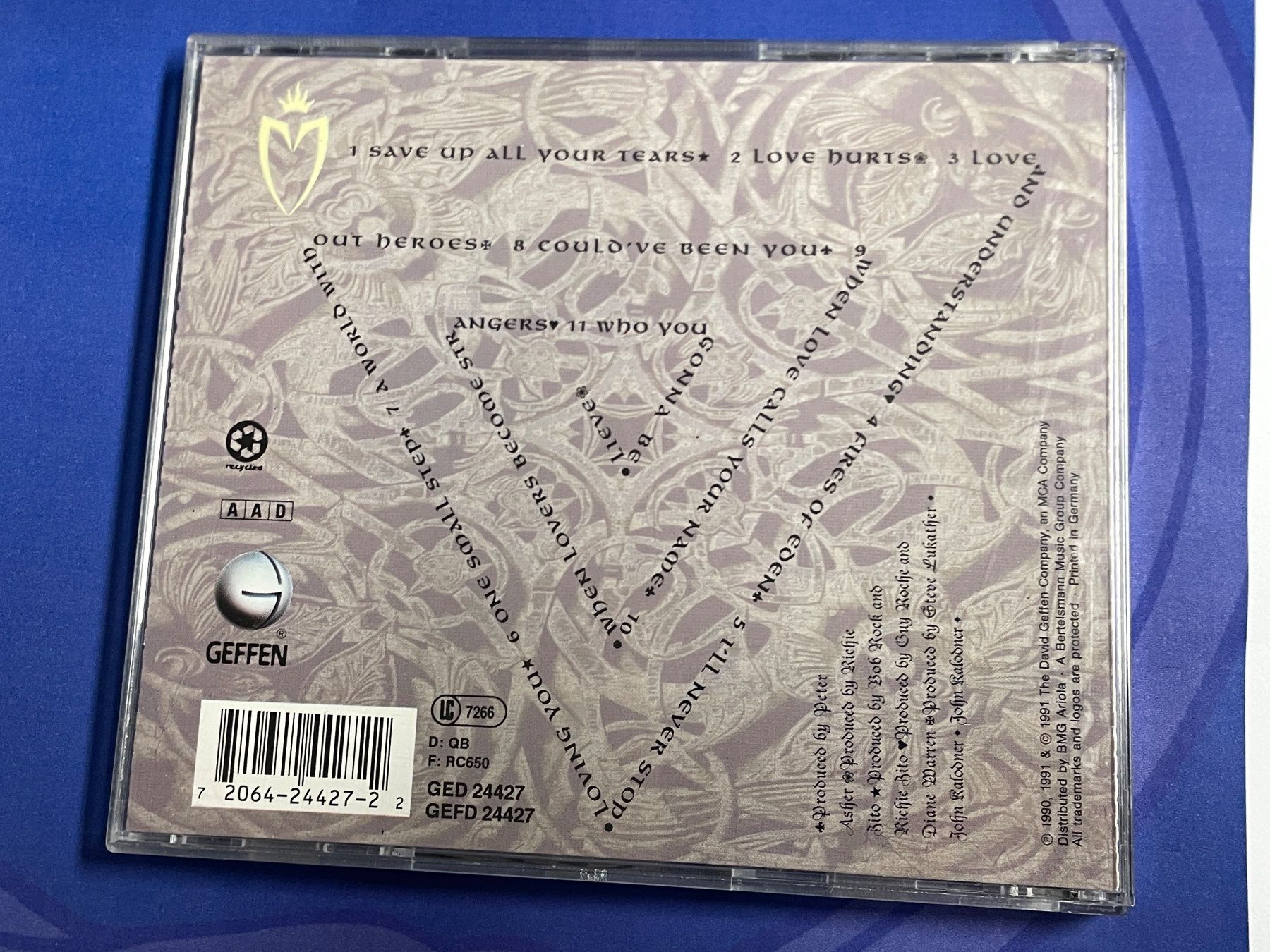 CDs: Cher – Love Hurts – D'occasion à Muri b. Bern par AdidasCollector 1