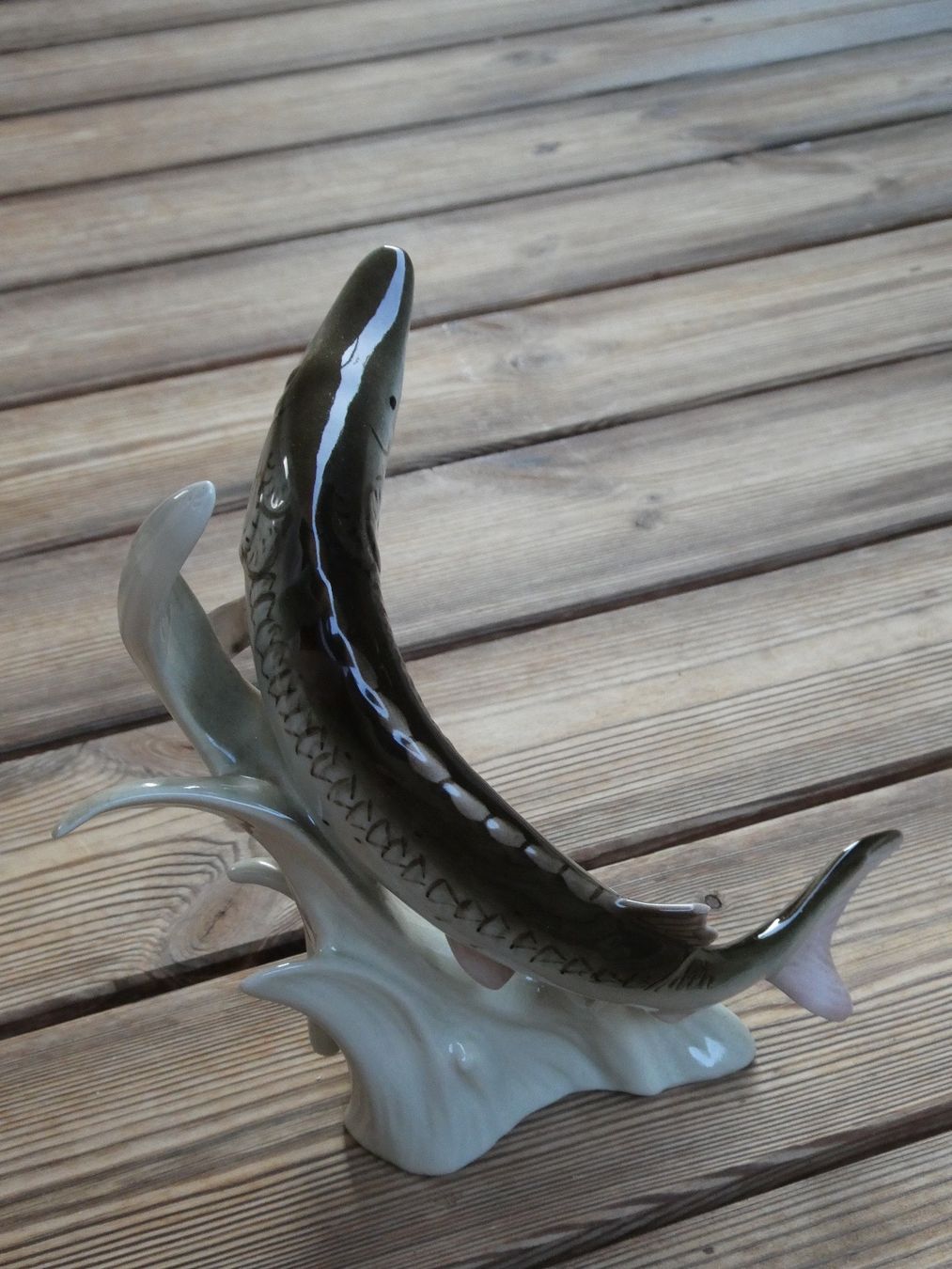 Statuette: Porzellanfigur grosser Hecht – Usato da Lüchingen venduto da Eeizo 2