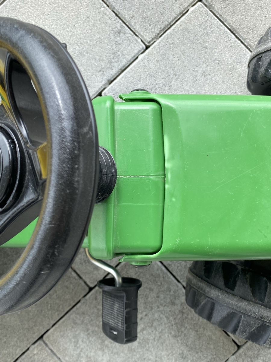 John Deere Veicoli per bambini: Kleiner Trettraktor mit Anhänger – Usato da Sigriswil venduto da kahos10 2
