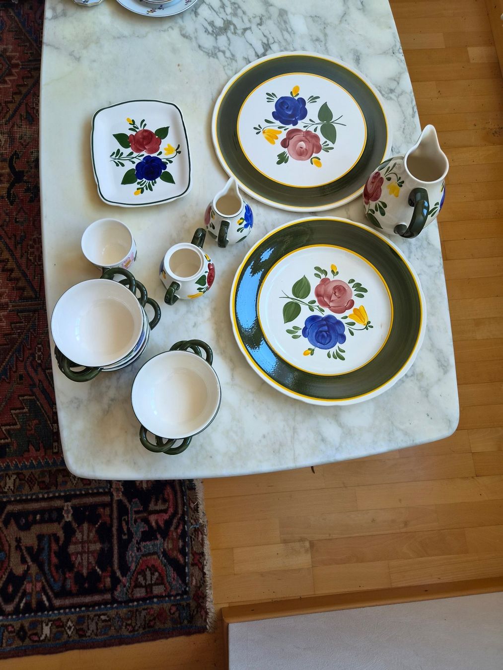 Set di piatti: Vintage-Geschirr – Usato da Rorschach venduto da jana_94s 1