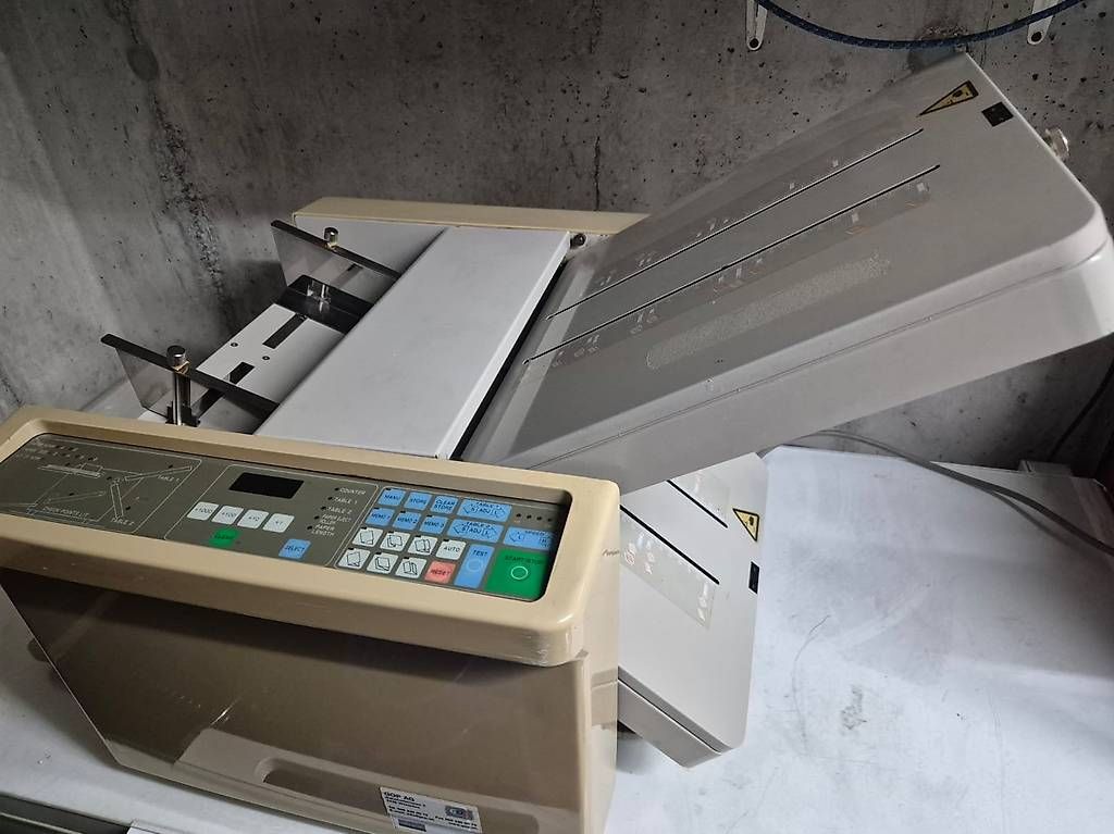 Toutes les machines: Falzmaschine – D'occasion à Amriswil par dga_b9vw