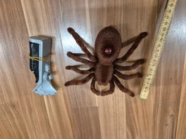 Ferngesteuerte Spinne mit Licht L11