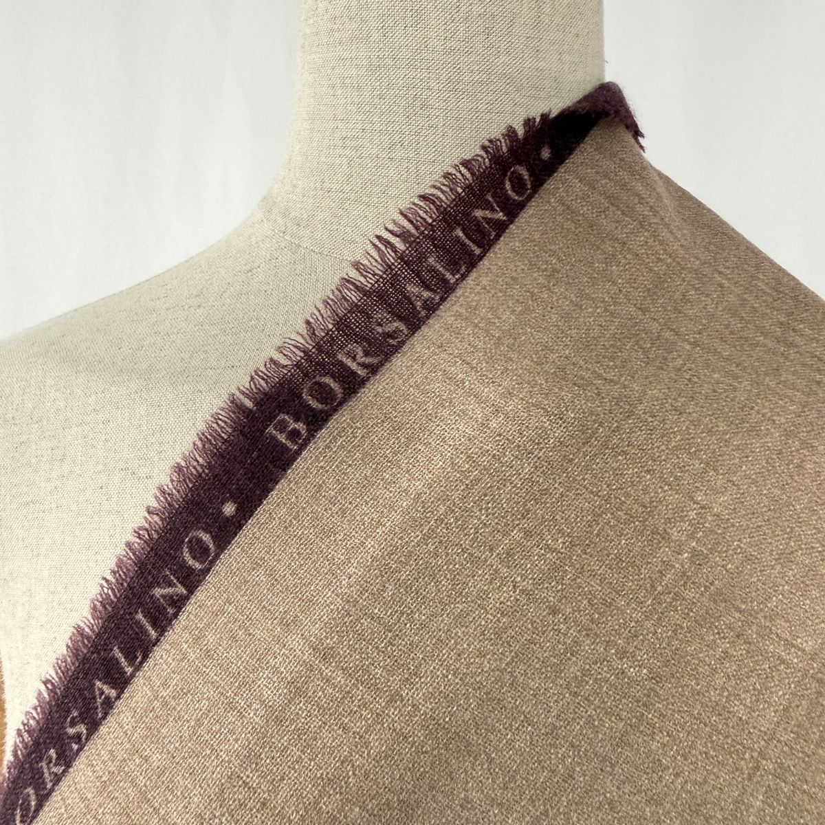 Foulard & Sciarpe: BORSALINO New Wool Scarf – Nuovo (secondo la descrizione) da Emmen venduto da Avviivva_Com2023 3