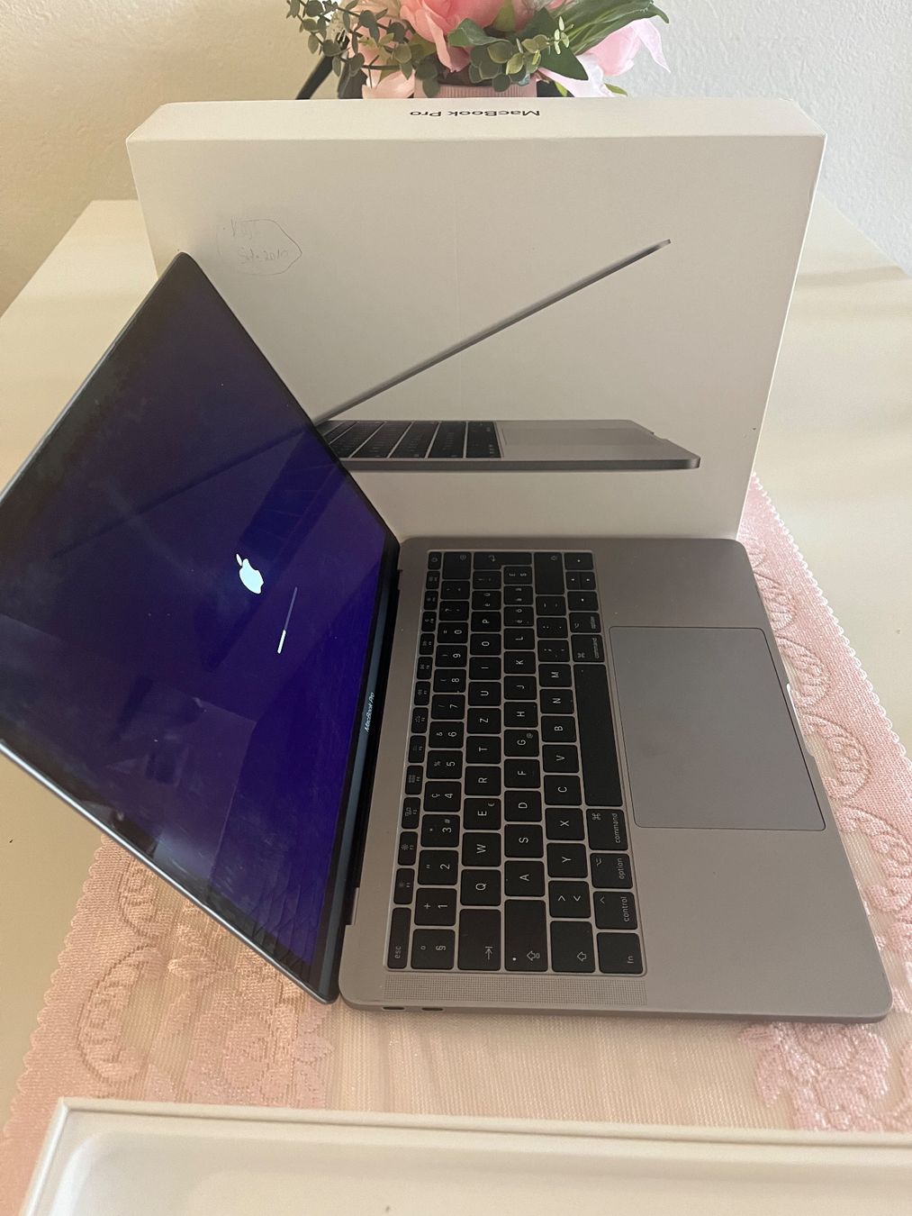 Apple Notebook: MacBook Pro 2017 – Usato da Wohlen AG venduto da Sander.D 4