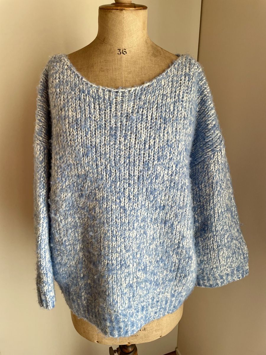 Opus Pulls & Sweat-shirts: Opus Strickpullover, Grösse M, hellblau-weiss meliert – D'occasion à Oberwil BL par another-day-of-sun