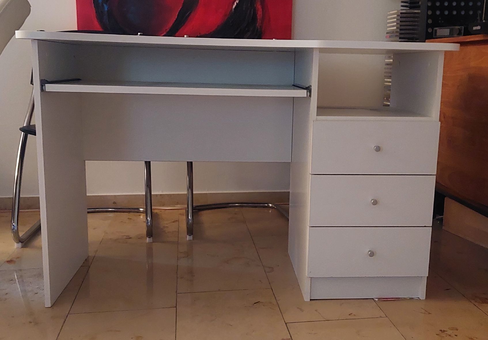 Ikea Scrivanie: Ikea Kinderschreibtisch – Usato da Therwil venduto da Jenny_8