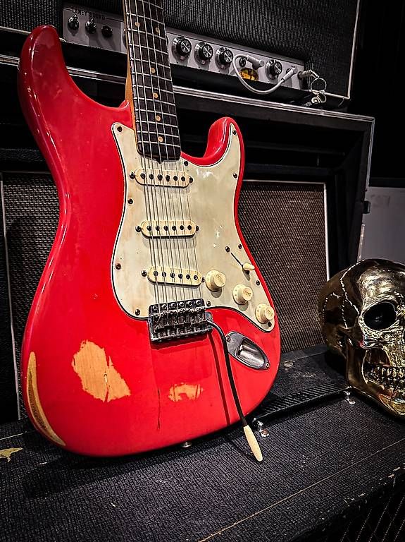 Fender Musikinstrumente: Fender Stratocaster 1963 serie L vintage refin – Gebraucht aus Montreux von Alligator-AMPS