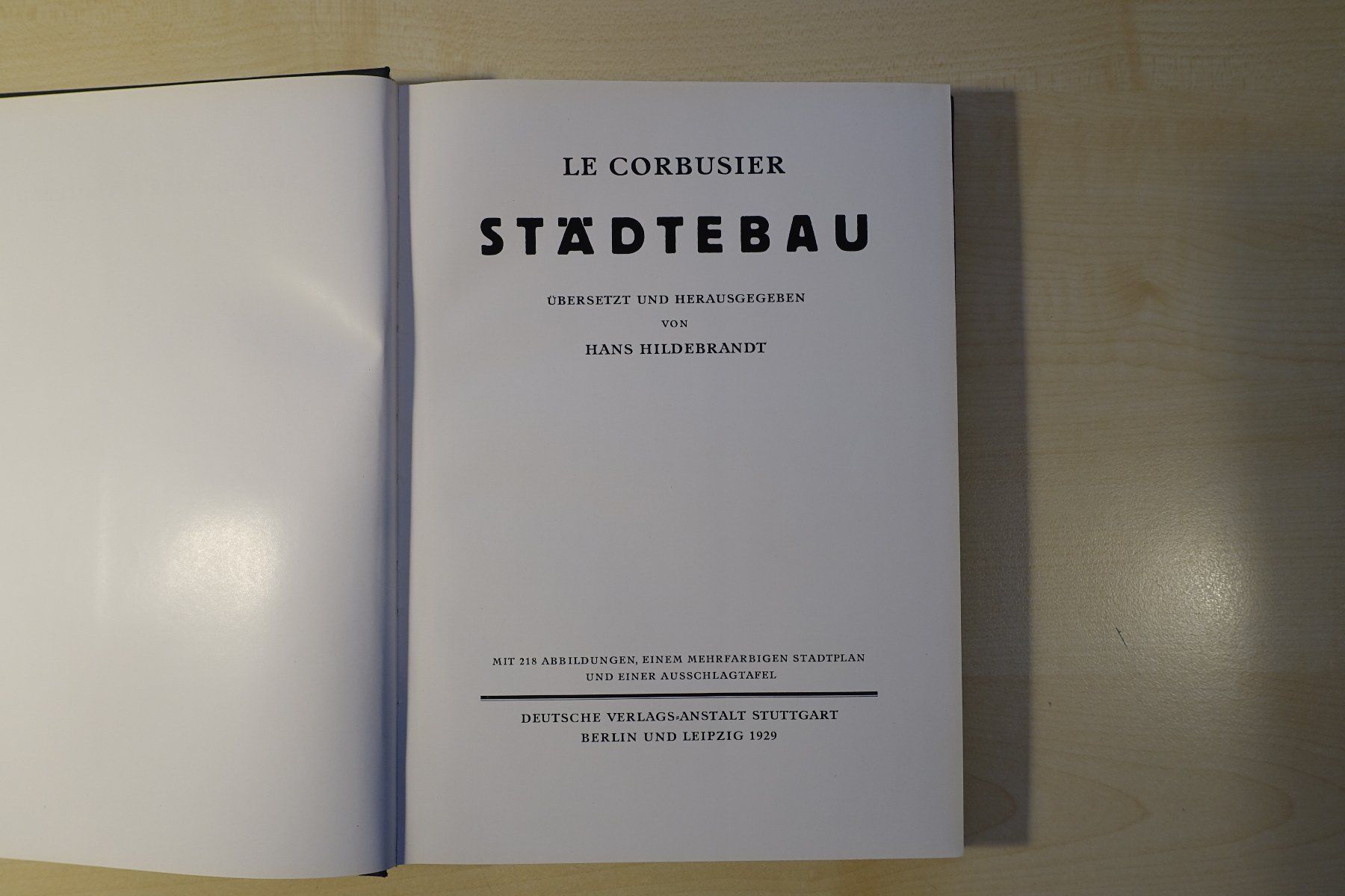 Bücher: Architektur Le Corbusier Städtebau 1929 – Gebraucht aus Arbon von  2