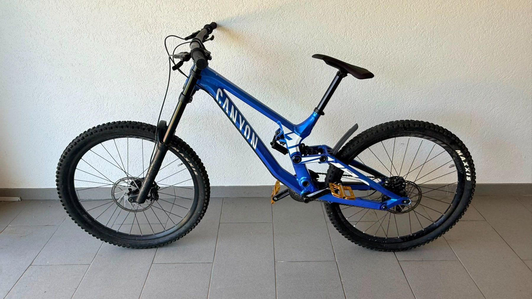Canyon Biciclette: Canyon DH-freeride bike – Usato da Arzier venduto da dan_k82y 5