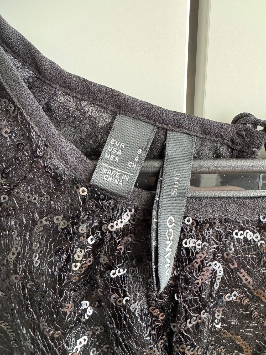 Mango Vestiti: pailletten Kleid – Usato da Bassersdorf venduto da Martinaabegg 2