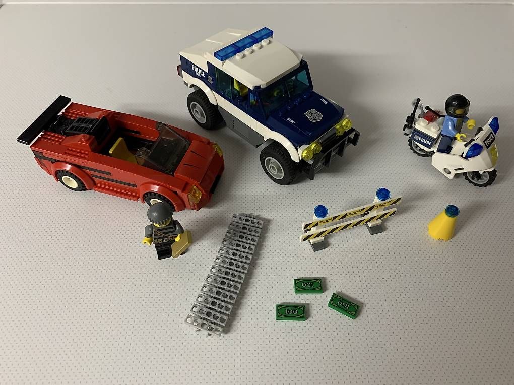 Lego Kit di costruzioni: LEGO SET CITY HIGH SPEED CHASE 60007 – Usato da Zunzgen venduto da Viper79 3