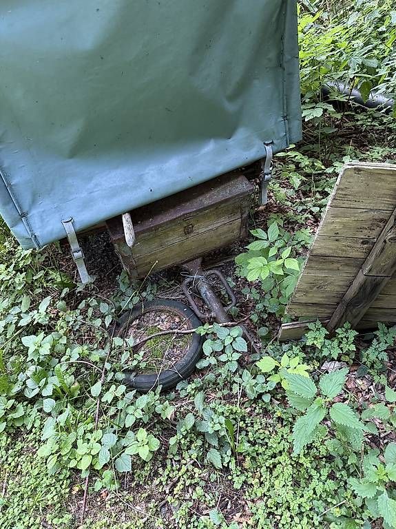Rimorchi: Alter Militäranhänger  – Usato da Eriz venduto da Tinube 2