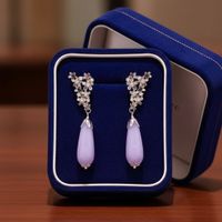 Handgefertigte Lavendelohringe – Elegante Tropfenohrhänger.